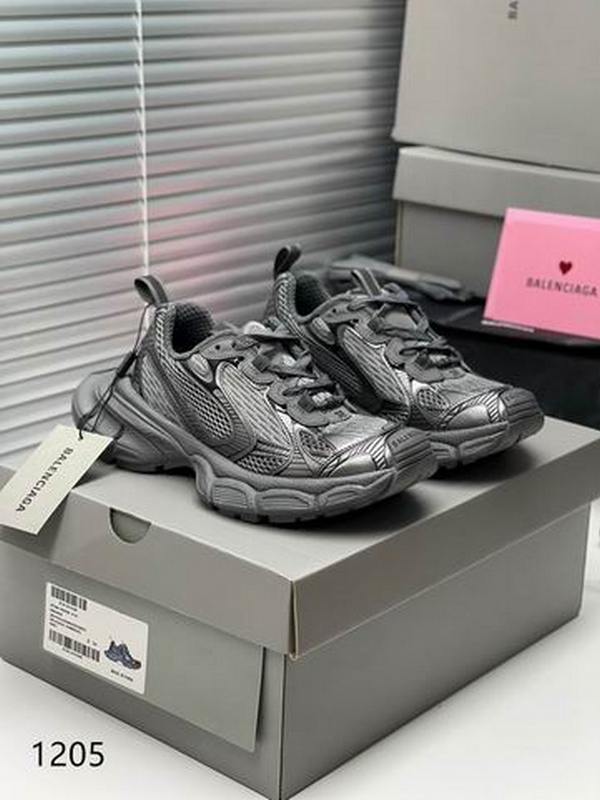 Balenciaga Men's Shoes 136